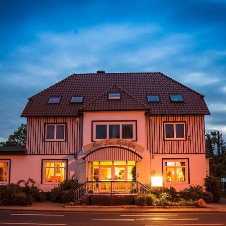 Hotel Zur Heidebluete Hambuhren Ngoại thất bức ảnh