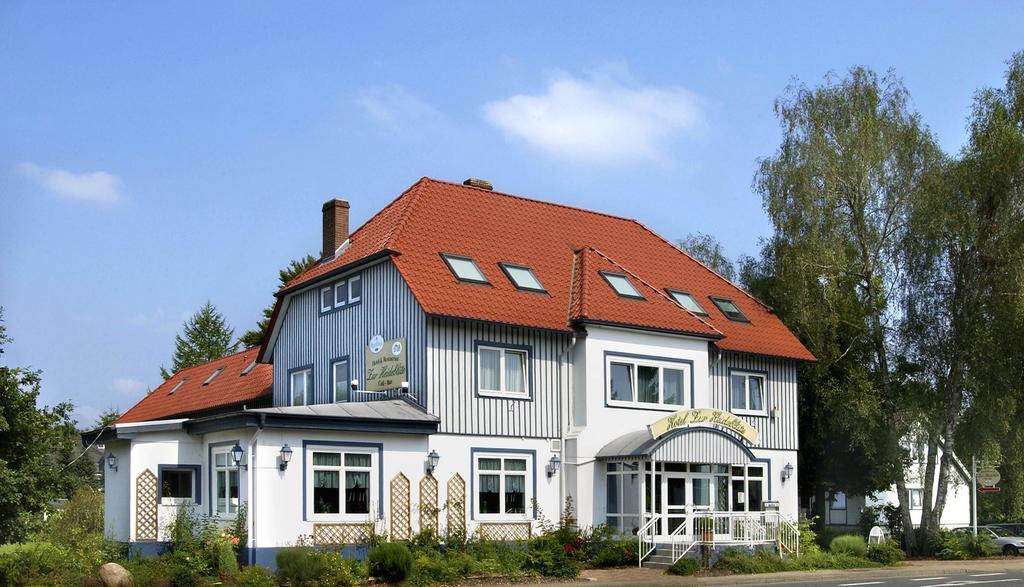 Hotel Zur Heidebluete Hambuhren Ngoại thất bức ảnh